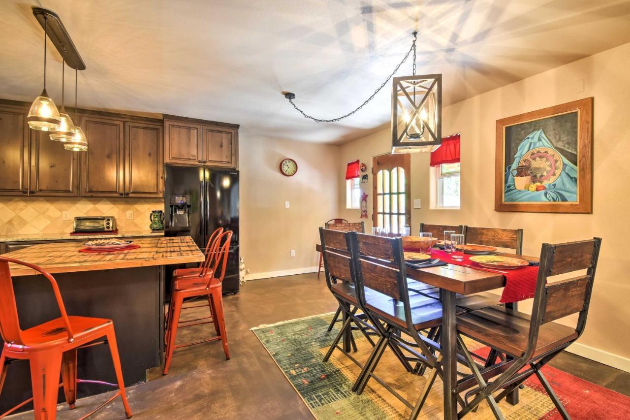 Cozy Home With Media Room Short Walk To Taos Plaza! Esterno foto