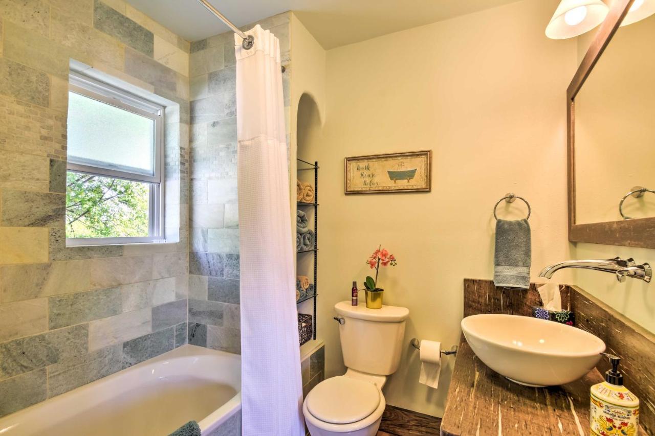 Cozy Home With Media Room Short Walk To Taos Plaza! Esterno foto